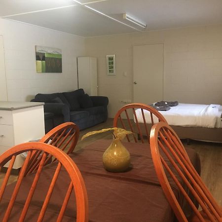 Mapleton Cabins & Caravan Park Esterno foto