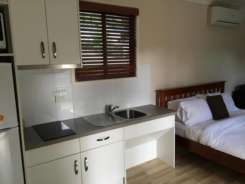 Mapleton Cabins & Caravan Park Esterno foto