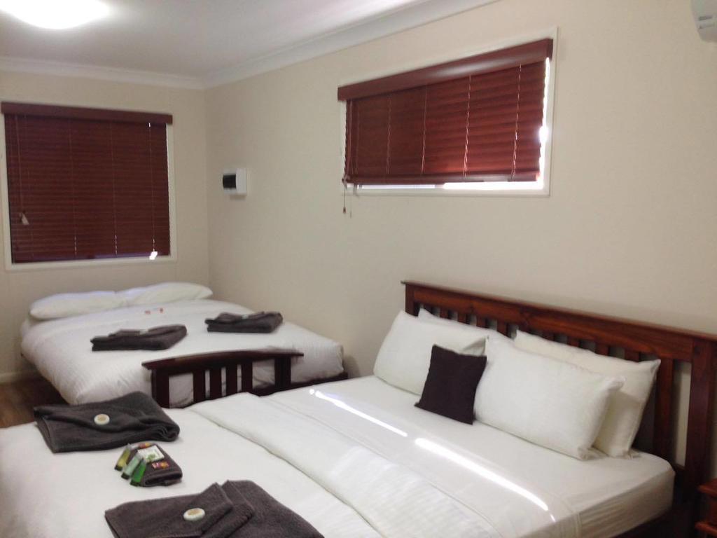 Mapleton Cabins & Caravan Park Esterno foto