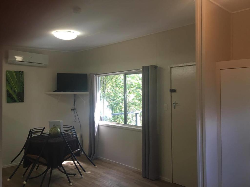 Mapleton Cabins & Caravan Park Esterno foto