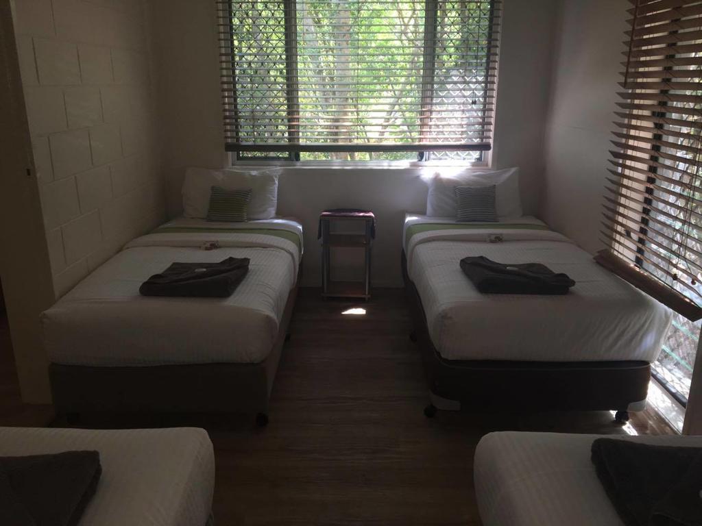 Mapleton Cabins & Caravan Park Esterno foto